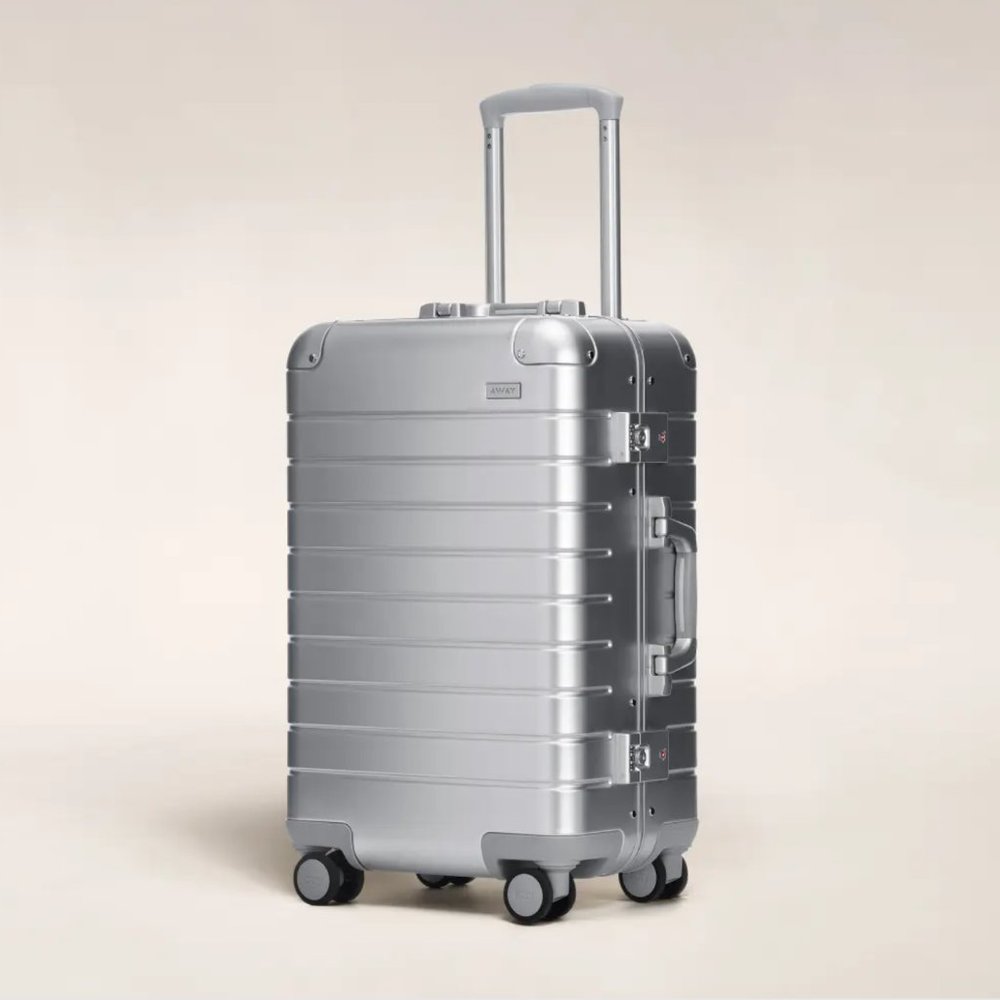 Away The Bigger Carry-On: Aluminum Edition - SILVER